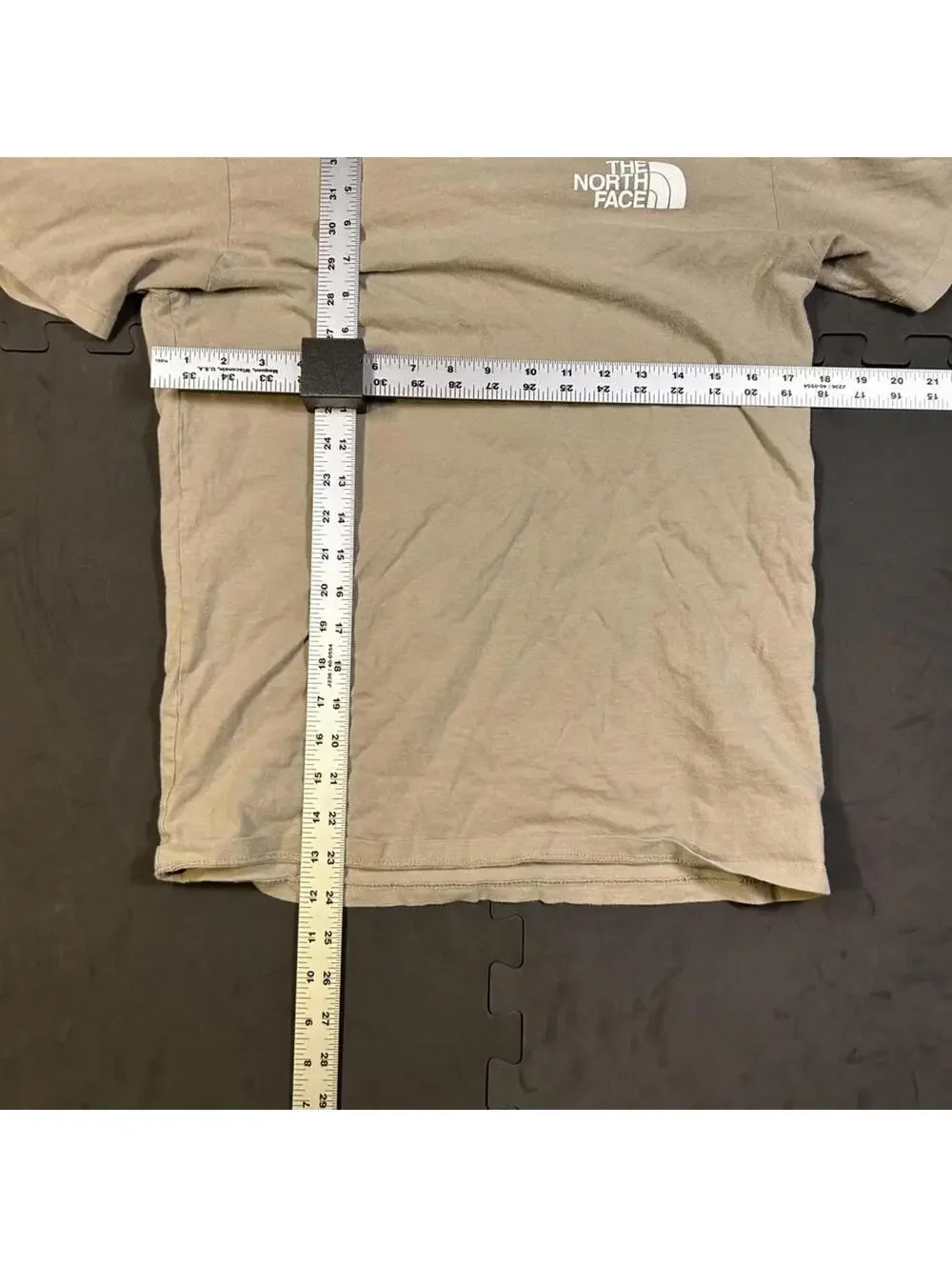 Men’s cream Northface T-shirt. Size small.